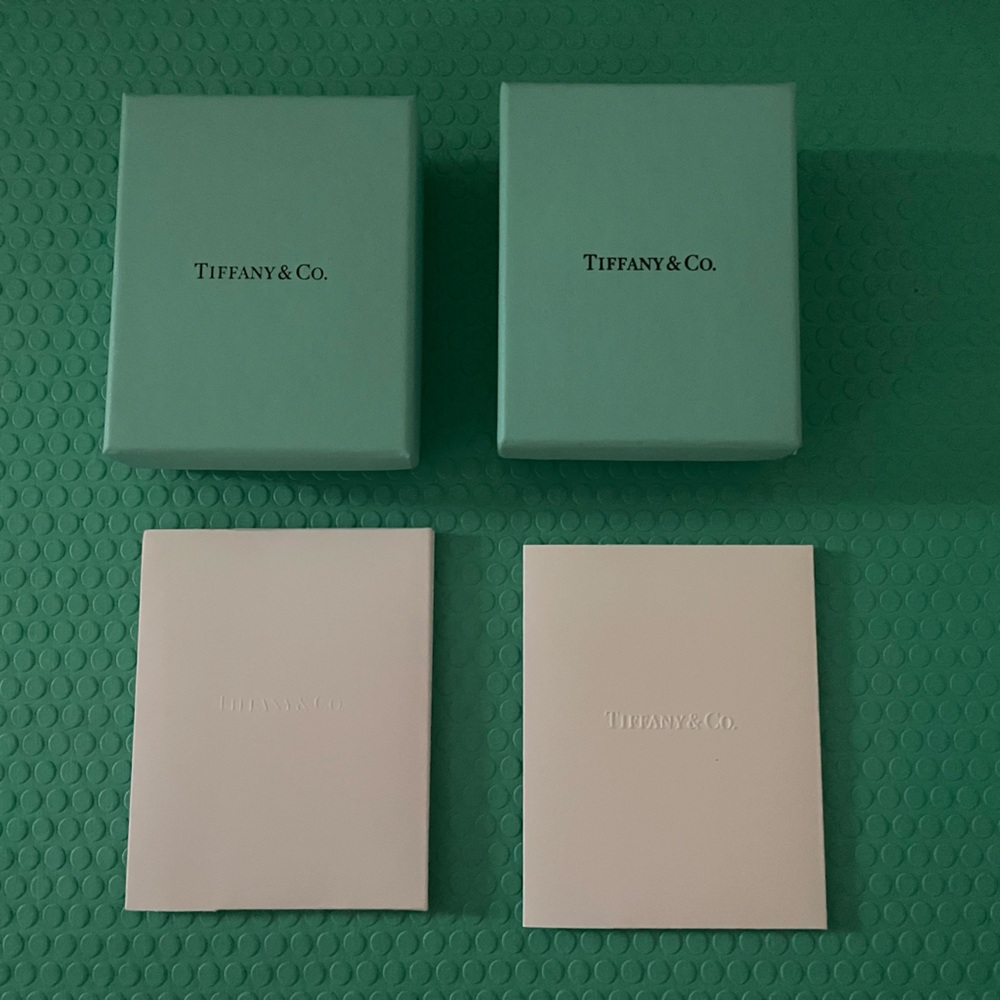 Tiffany and Co. boxes card set